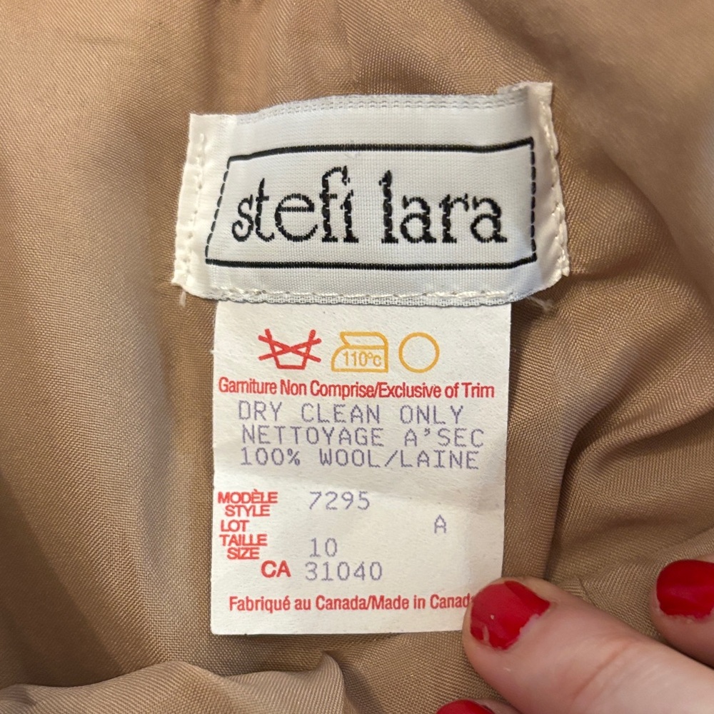 Elegant Tan Women's wool Trousers - Picture 3 of 4